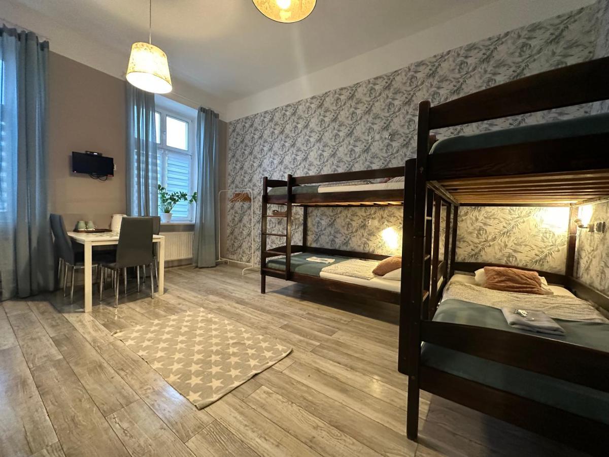 Deja Vu Hostel Varsó Kültér fotó