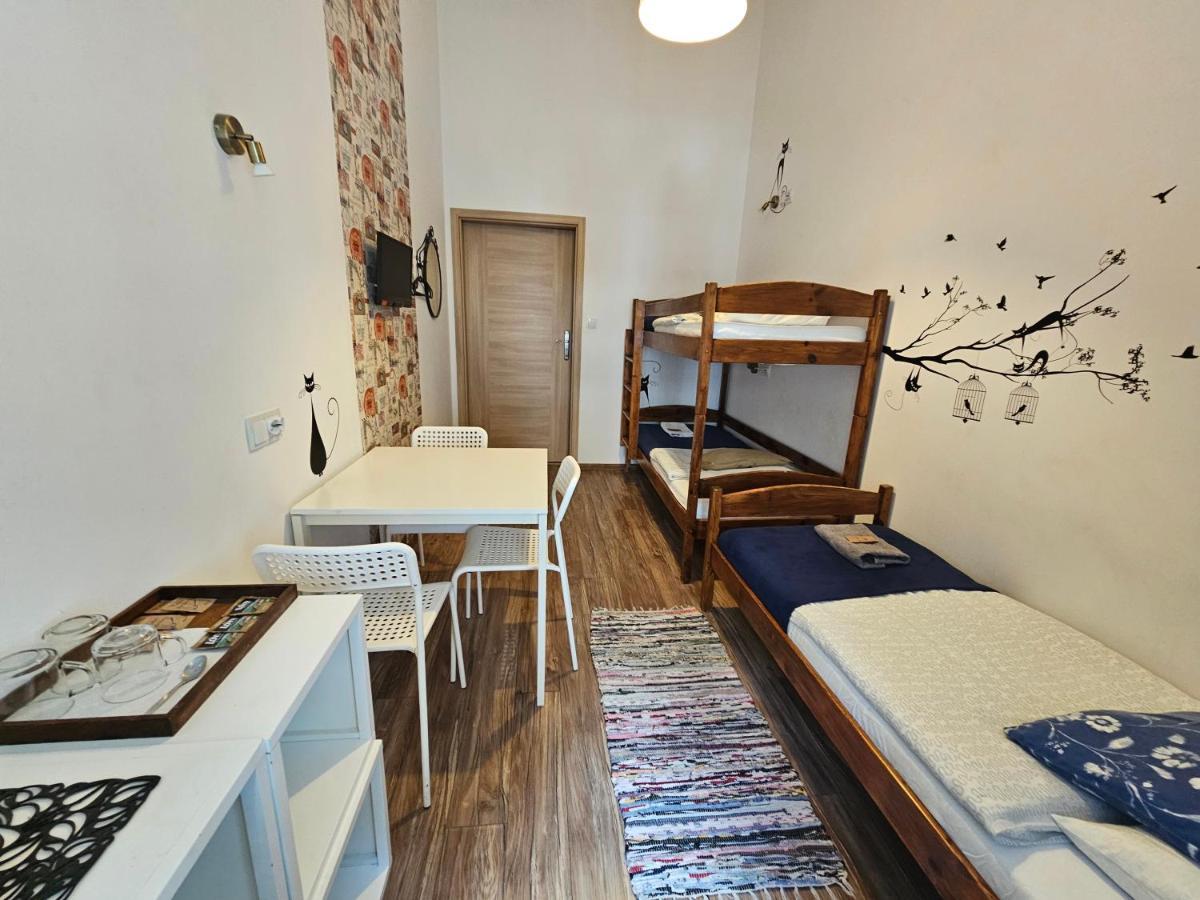 Deja Vu Hostel Varsó Kültér fotó