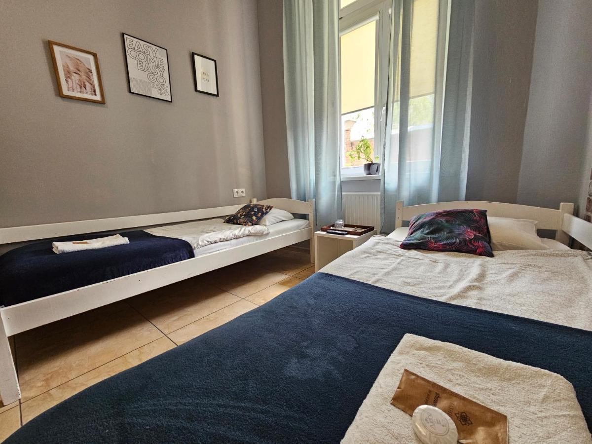 Deja Vu Hostel Varsó Kültér fotó