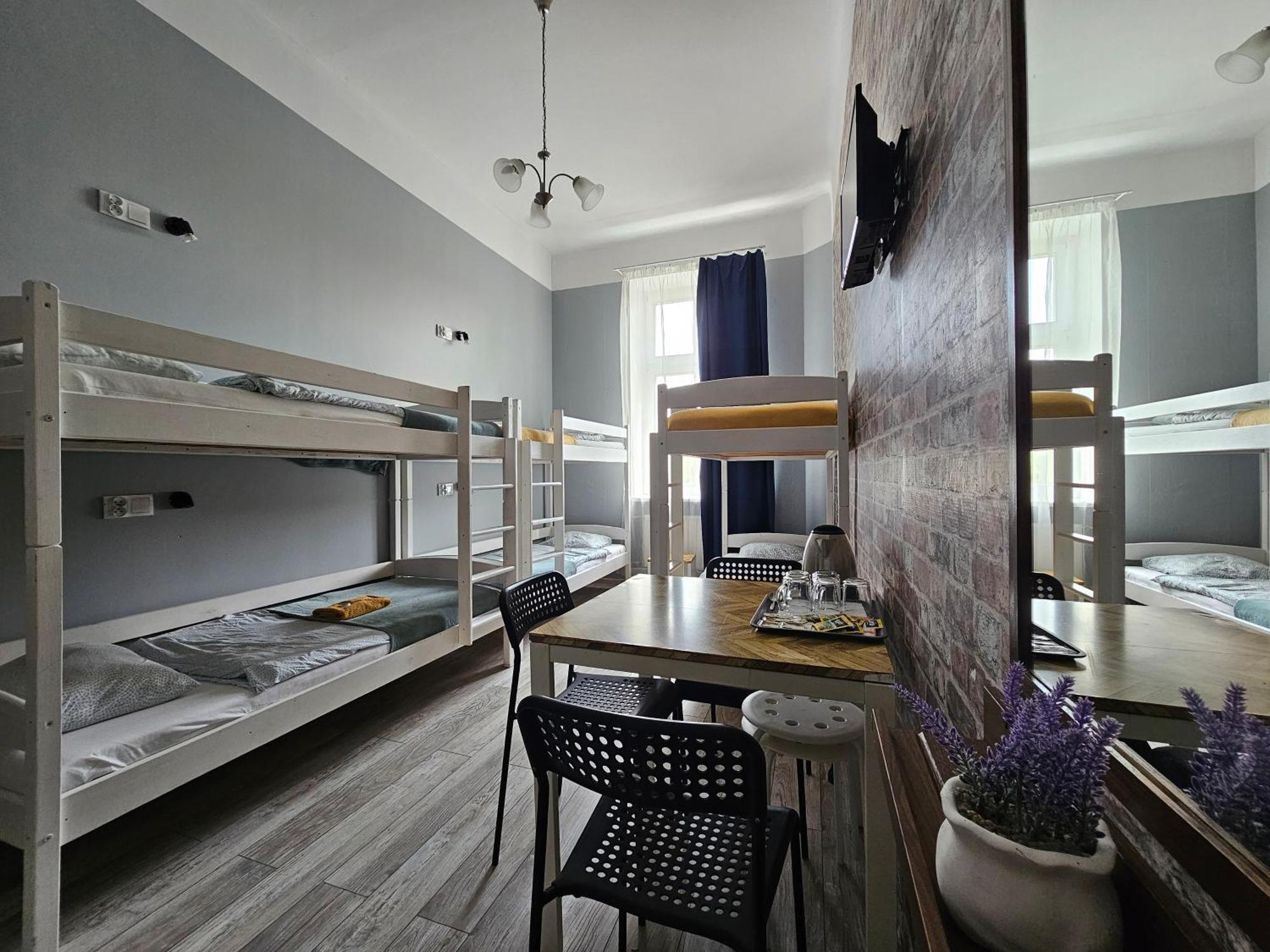 Deja Vu Hostel Varsó Kültér fotó