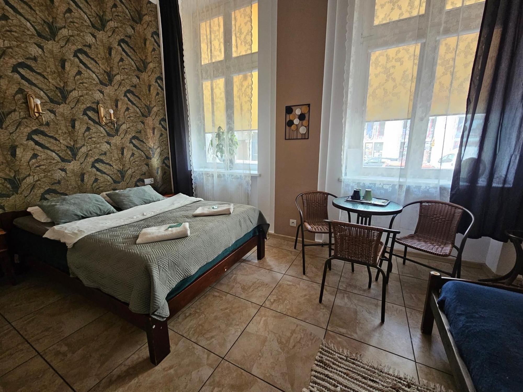 Deja Vu Hostel Varsó Kültér fotó