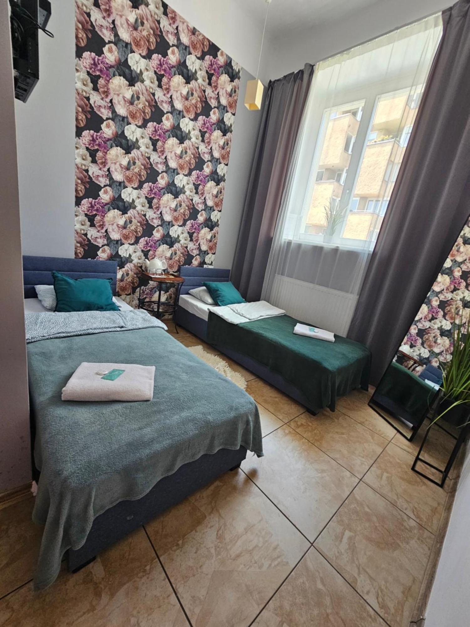 Deja Vu Hostel Varsó Kültér fotó